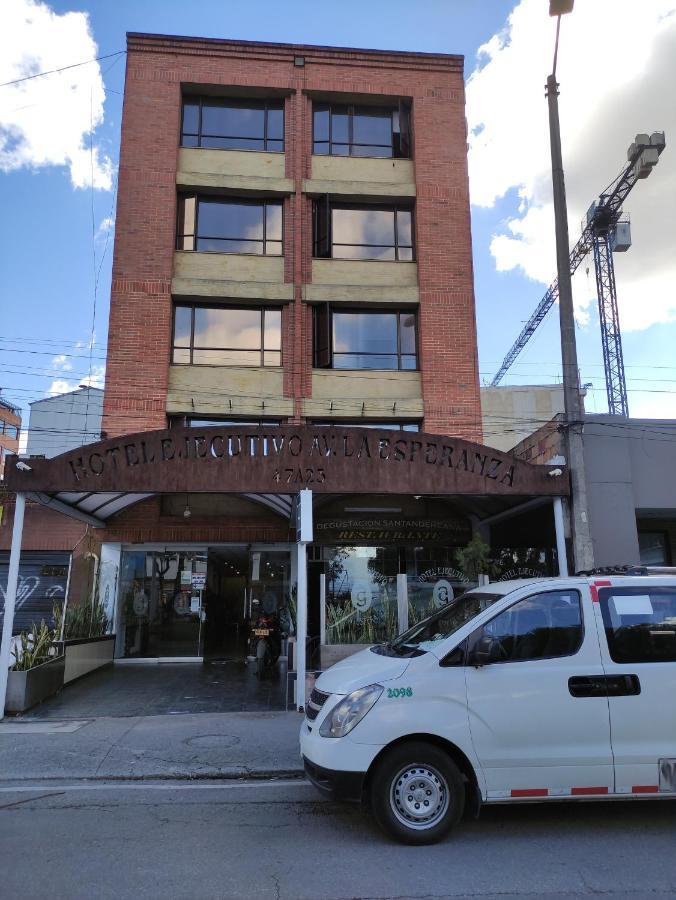Hotel Ejecutivo Av La Esperanza 3* Bogotá