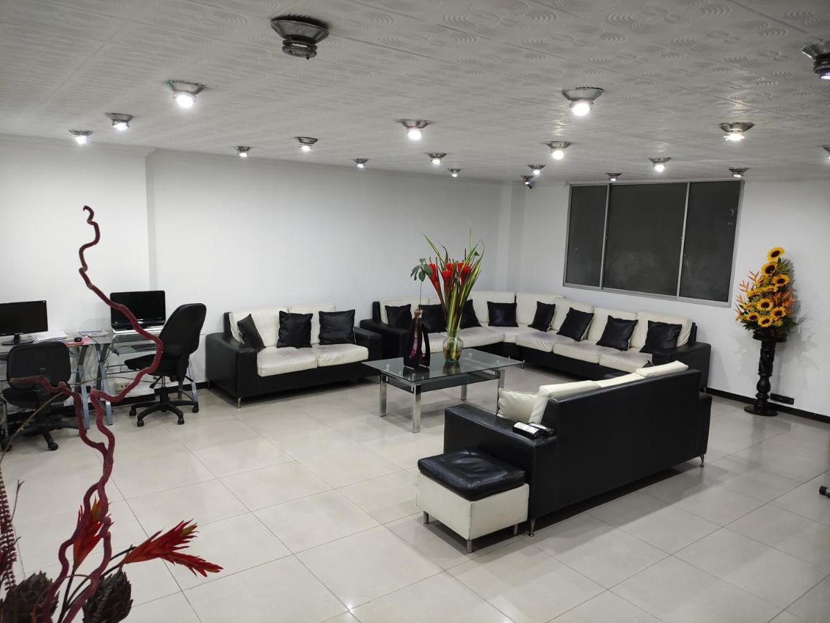 Ejecutivo Av La Esperanza Hotel Bogotá